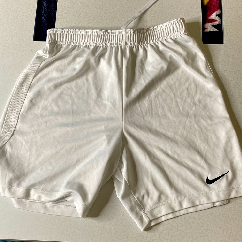 Black embroidered Nike Logo size medium Dri-Fit shorts 33123